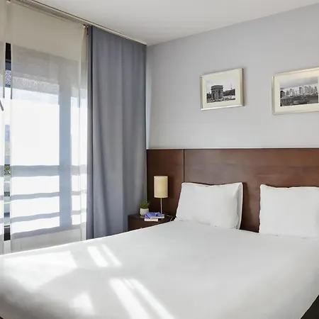 Aparthotel Adagio Access Paris Bastille-3